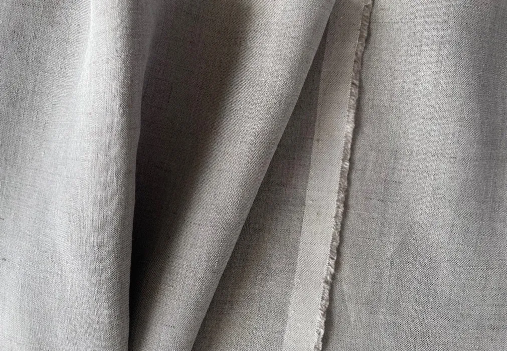 Mid-Weight Greyed Putty Linen  (Made in Italy)